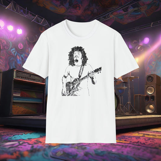 Mac-Artist CARLOS T-Shirt